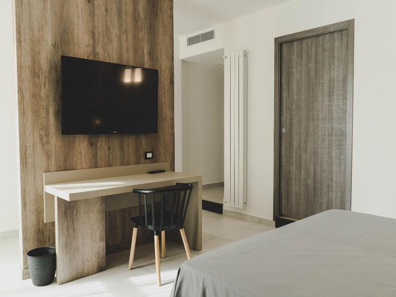 Hotel Pontemare image