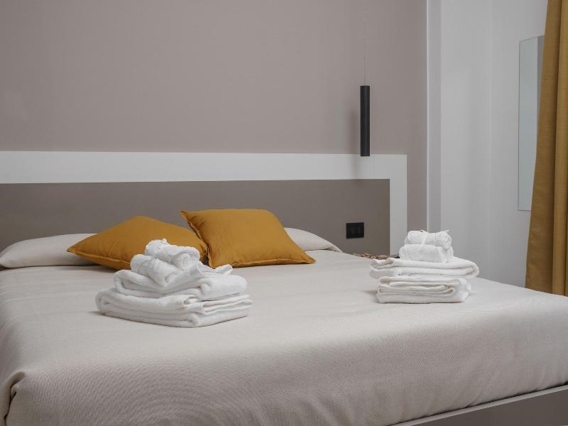 LiolÃ  CefalÃ¹ image