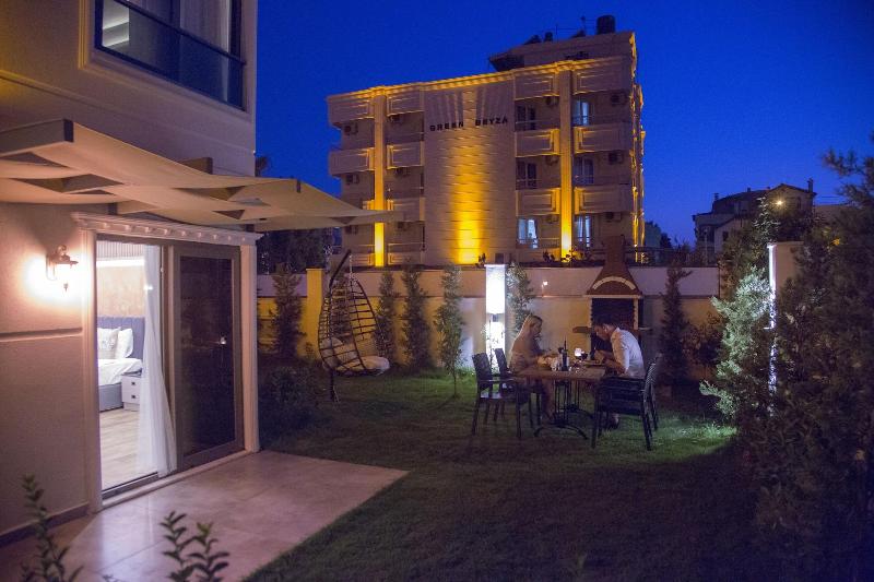 Green Beyza Suites image