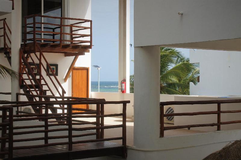 Condo Portofino — photo 5