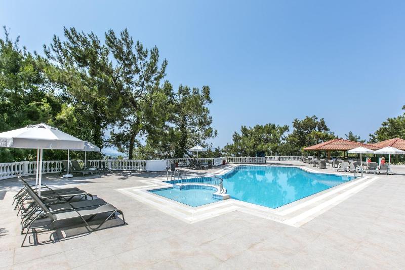 Peninsula Pine Club Boutique Hotel & Spa — main photo