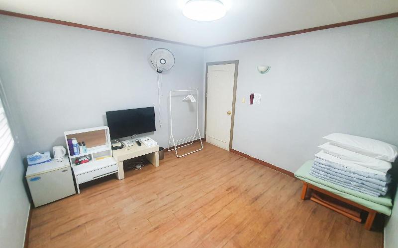 Sokcho Two Wheels Motel image