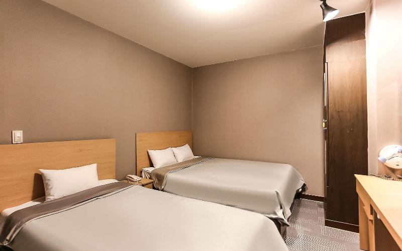 Jeju Sanjimul Hotel image