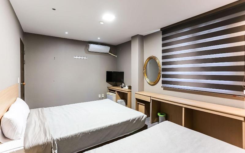 Jeju Sanjimul Hotel image