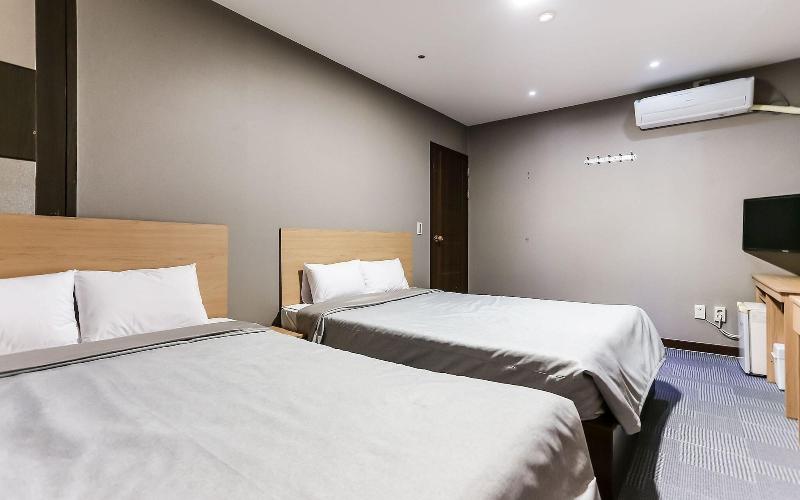 Jeju Sanjimul Hotel image
