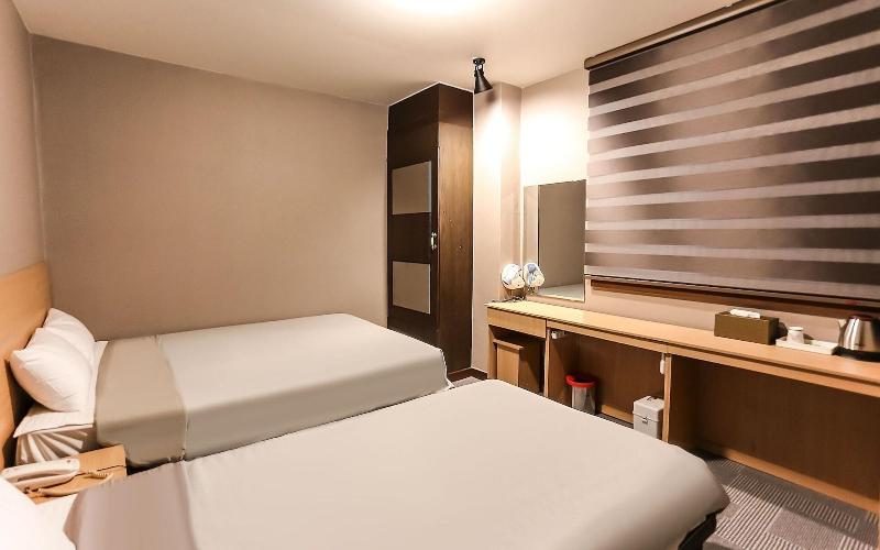 Jeju Sanjimul Hotel image