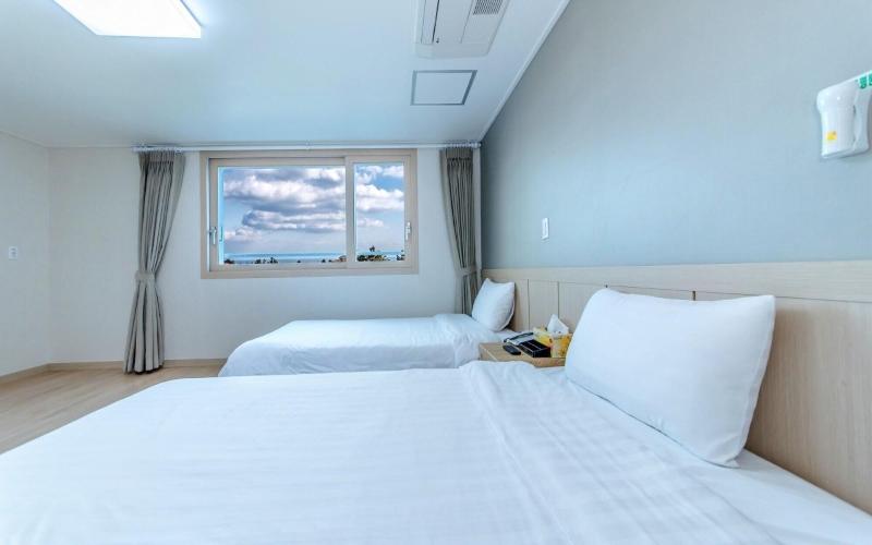 Seogwipo Jay Hill and City Hotel image