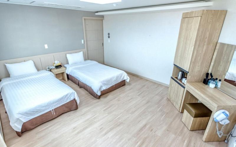 Seogwipo Jay Hill and City Hotel image