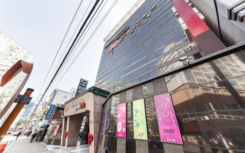 Dongsuwon Gallery image