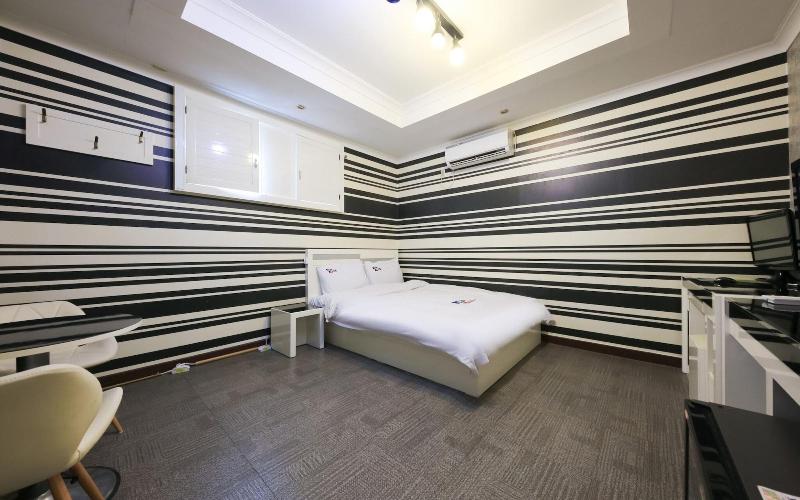 Gyeryong Stars Self Check-in Motel image