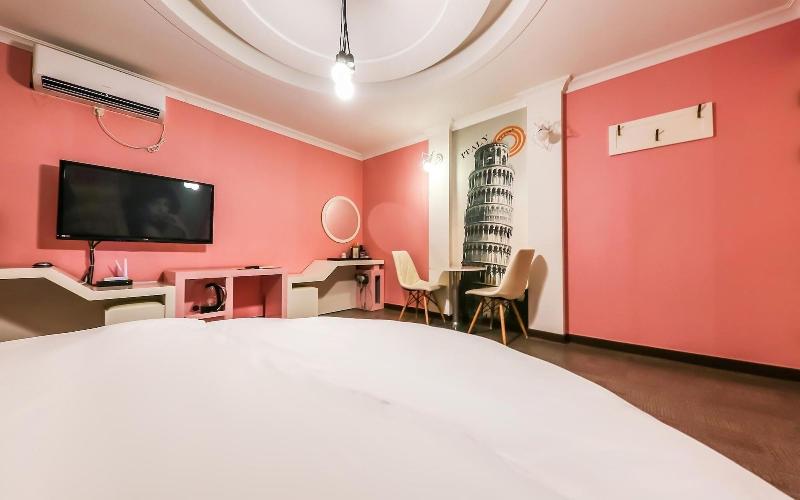 Gyeryong Stars Self Check-in Motel image