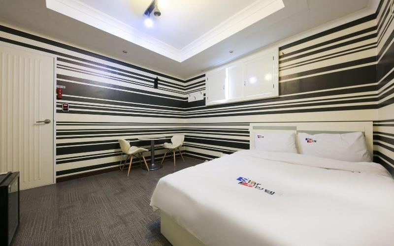 Gyeryong Stars Self Check-in Motel image