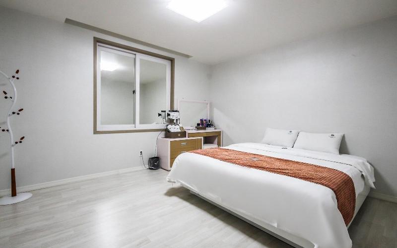 Yeosu Marina Self Check-in Motel image
