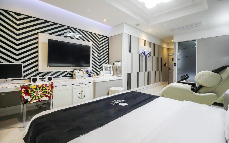 Yeosu Marina Self Check-in Motel image