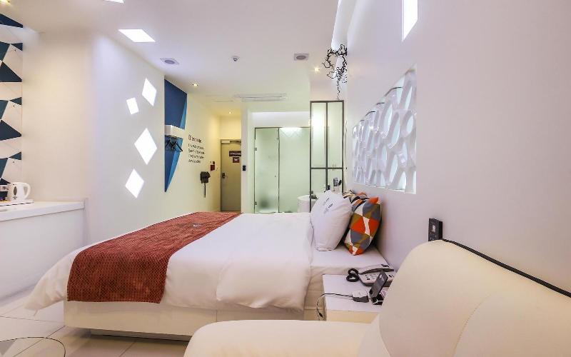 Yeosu Marina Self Check-in Motel image