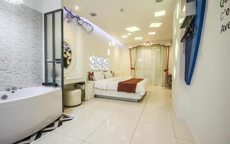 Yeosu Marina Self Check-in Motel image