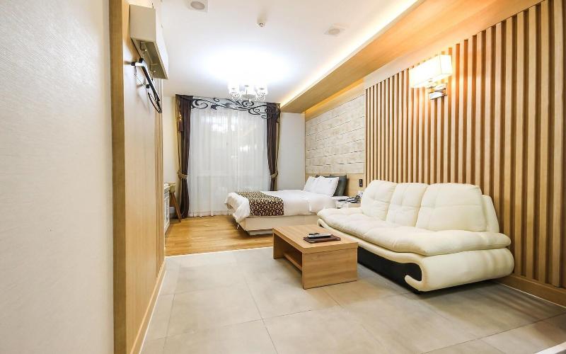 Yeosu Marina Self Check-in Motel image