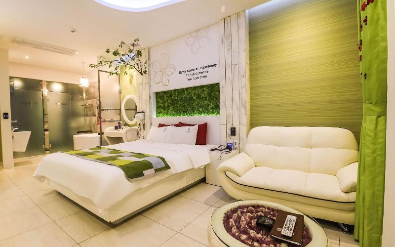 Yeosu Marina Self Check-in Motel image