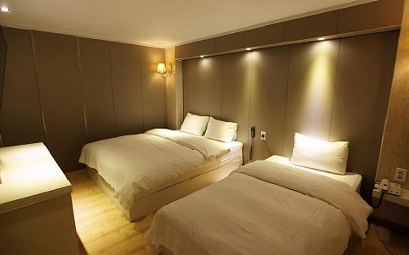 Namwon River Motel image