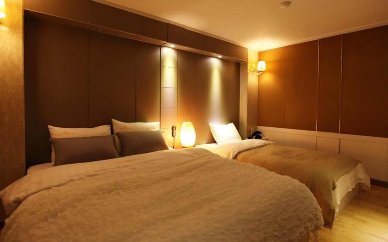 Namwon River Motel image