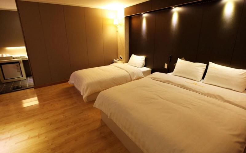 Namwon River Motel image