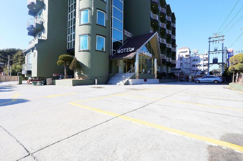 Gangneung Gyeongpodae Lovely Motel — main photo
