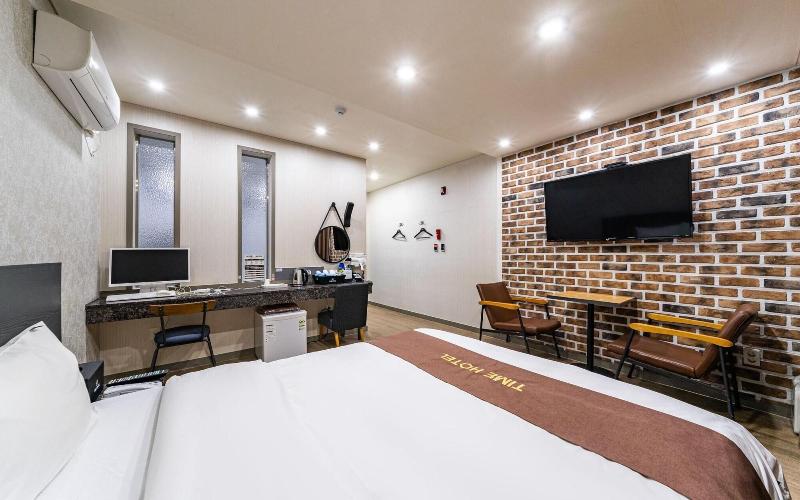 Seosan Time Hotel image