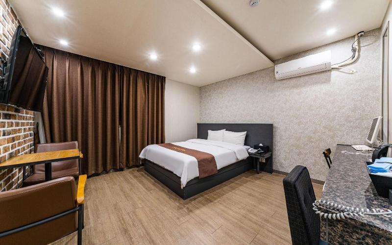 Seosan Time Hotel image