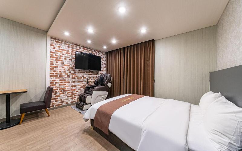 Seosan Time Hotel image