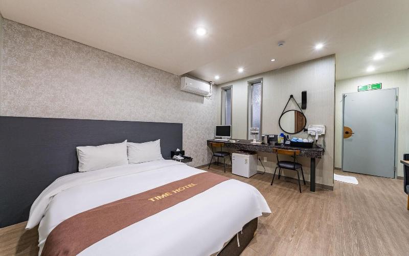 Seosan Time Hotel image