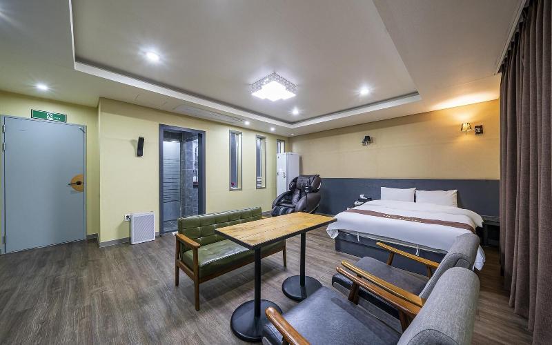 Seosan Time Hotel image