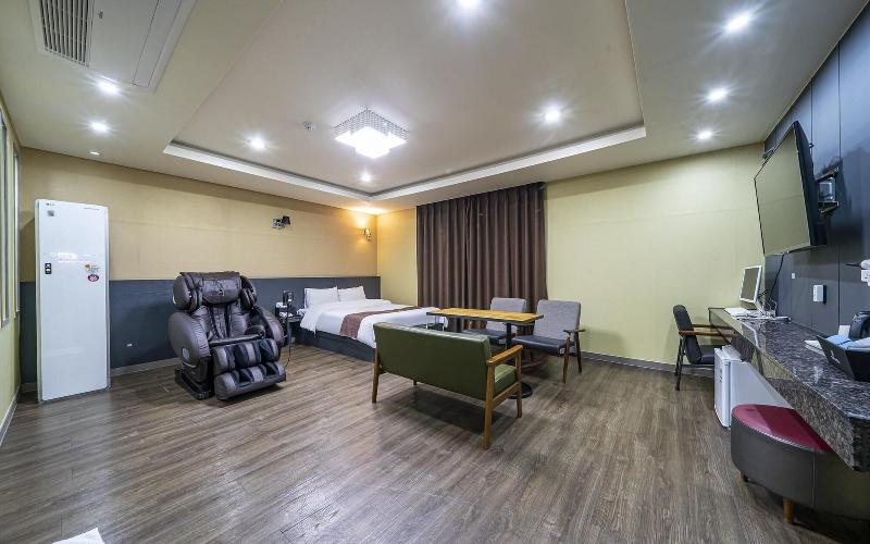 Seosan Time Hotel image