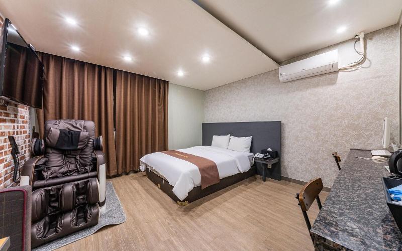 Seosan Time Hotel image