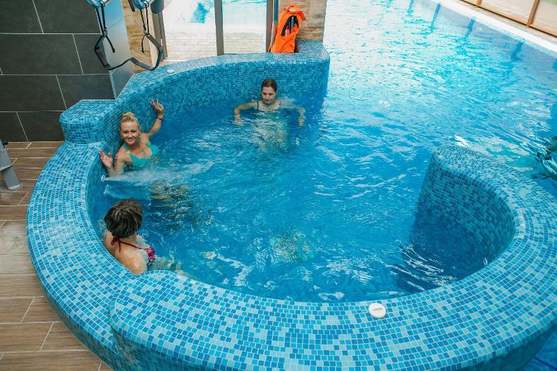 FÅ‘nix Medical Wellness Resort image