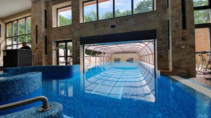 FÅ‘nix Medical Wellness Resort image