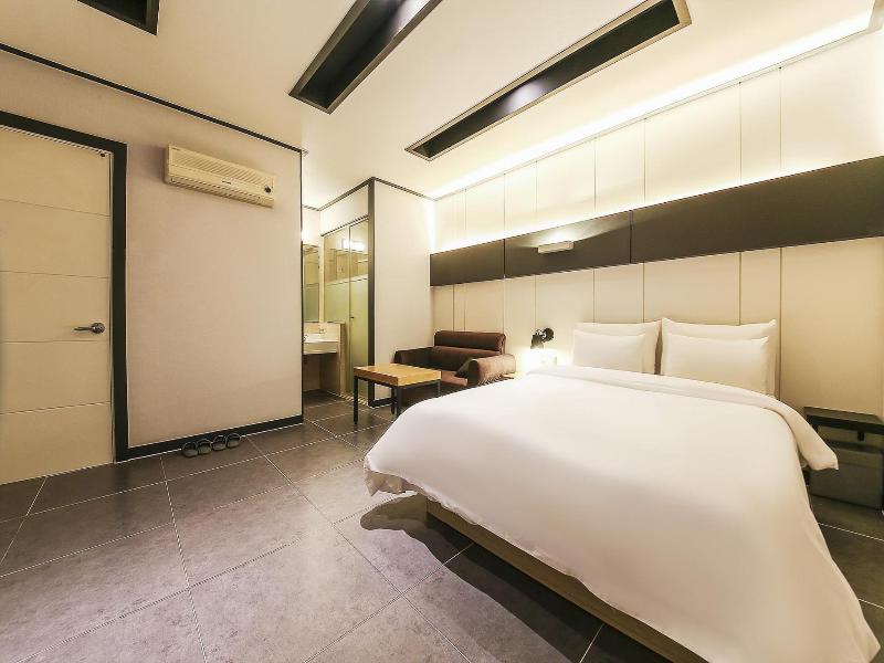 Gangneung The Sharp Hotel — photo 25