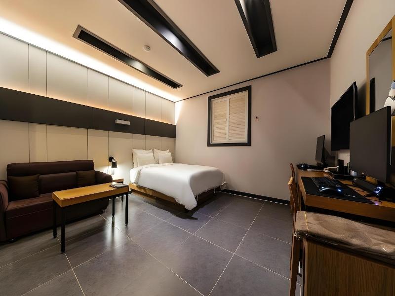Gangneung The Sharp Hotel