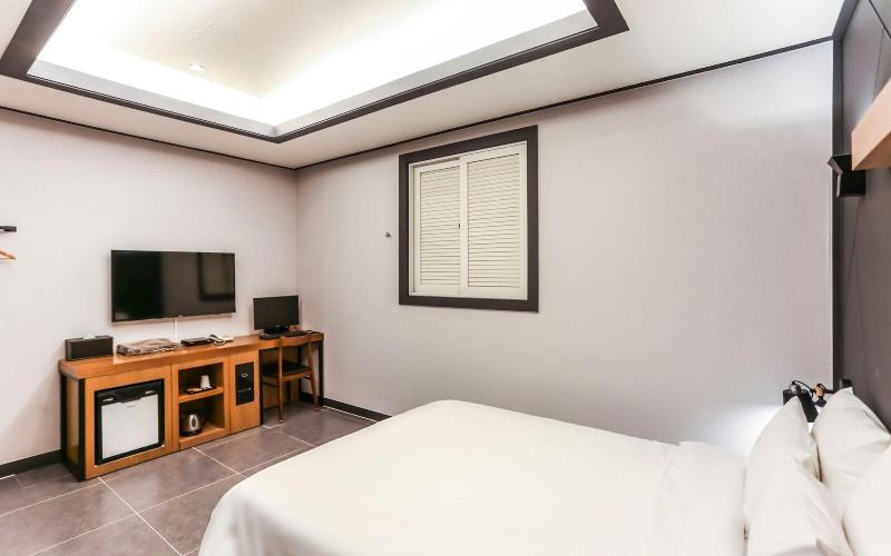 Gangneung The Sharp Hotel image