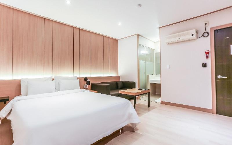 Gangneung The Sharp Hotel image