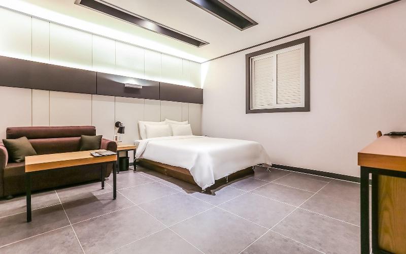 Gangneung The Sharp Hotel image