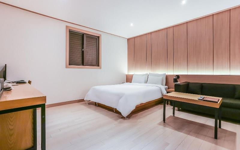 Gangneung The Sharp Hotel image