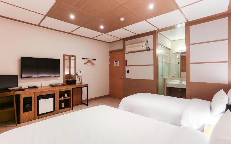 Gangneung The Sharp Hotel image