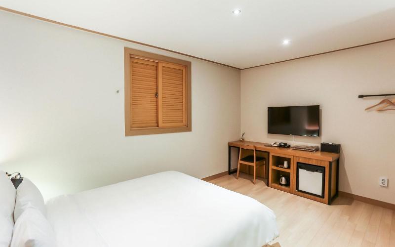 Gangneung The Sharp Hotel image