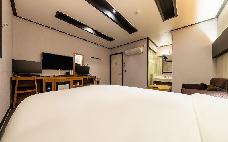 Gangneung The Sharp Hotel image