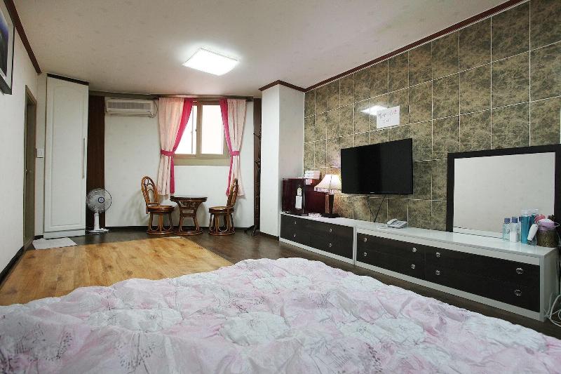 Jeju Yeongsung Motel image