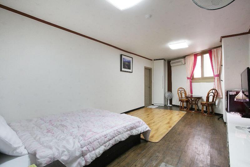 Jeju Yeongsung Motel image