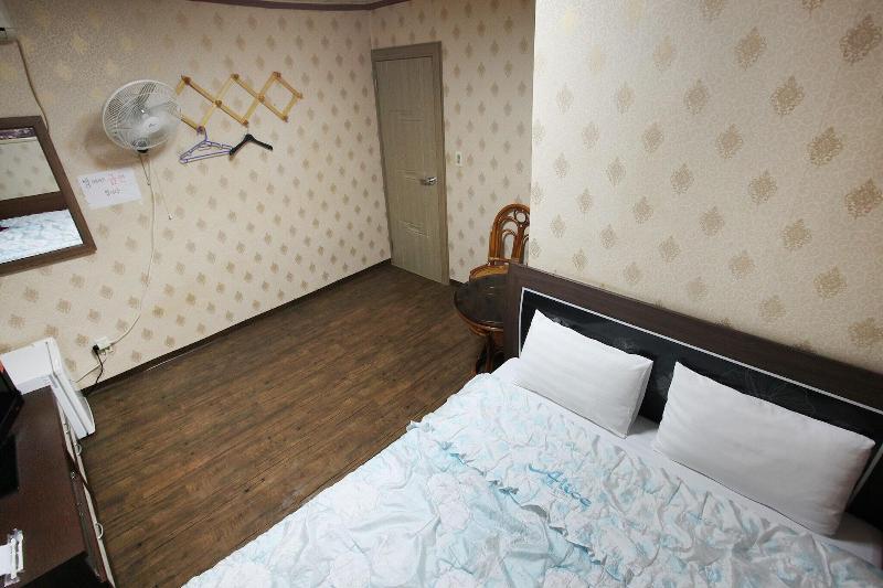 Jeju Yeongsung Motel image