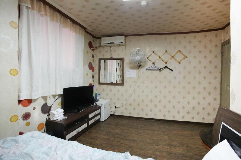 Jeju Yeongsung Motel image