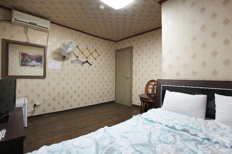 Jeju Yeongsung Motel image