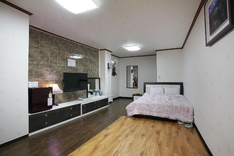 Jeju Yeongsung Motel image
